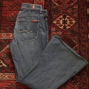 7 For All Mankind Women's Bellbottom Jeans Size 29